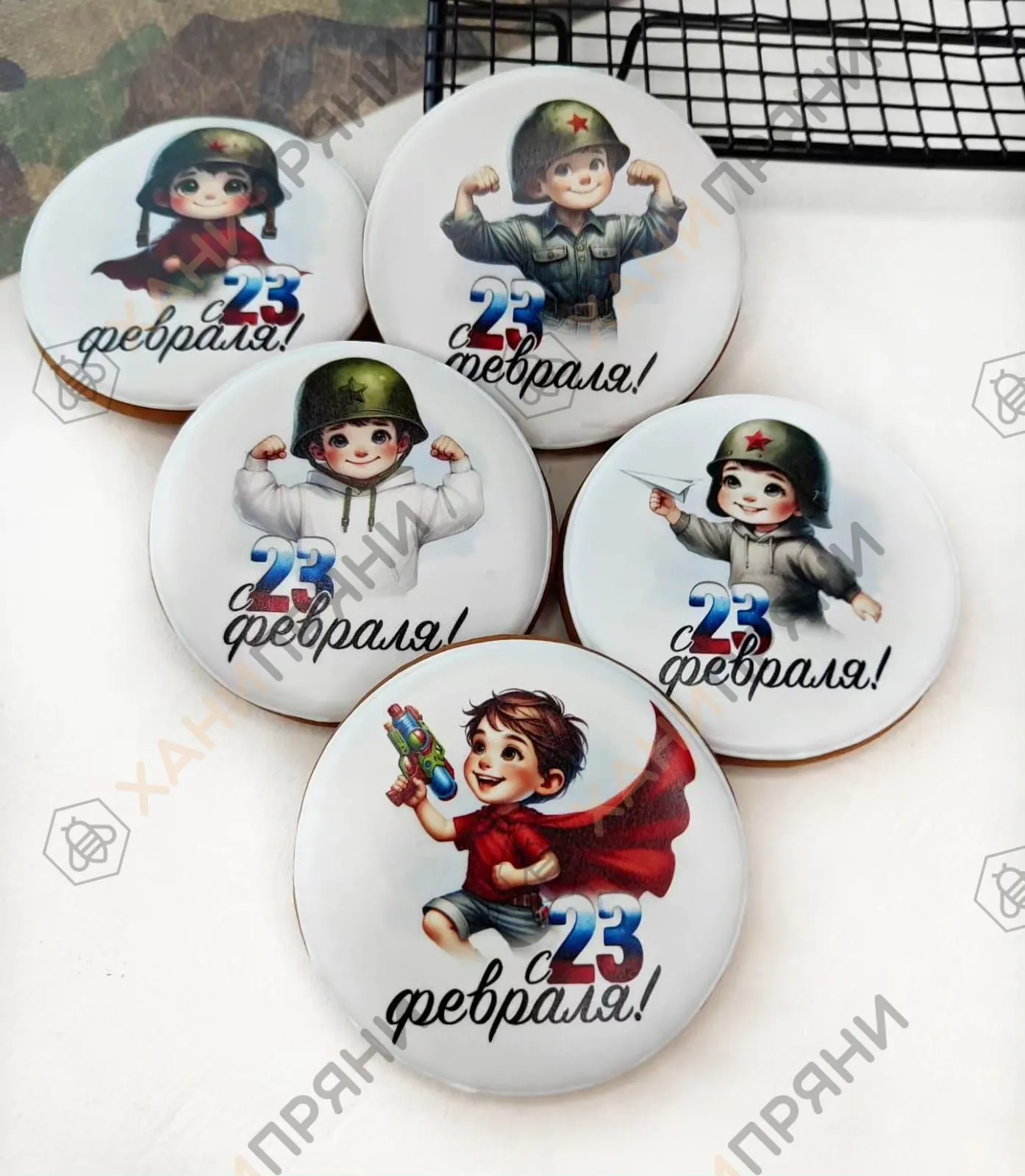 Медаль — миниатюра 1